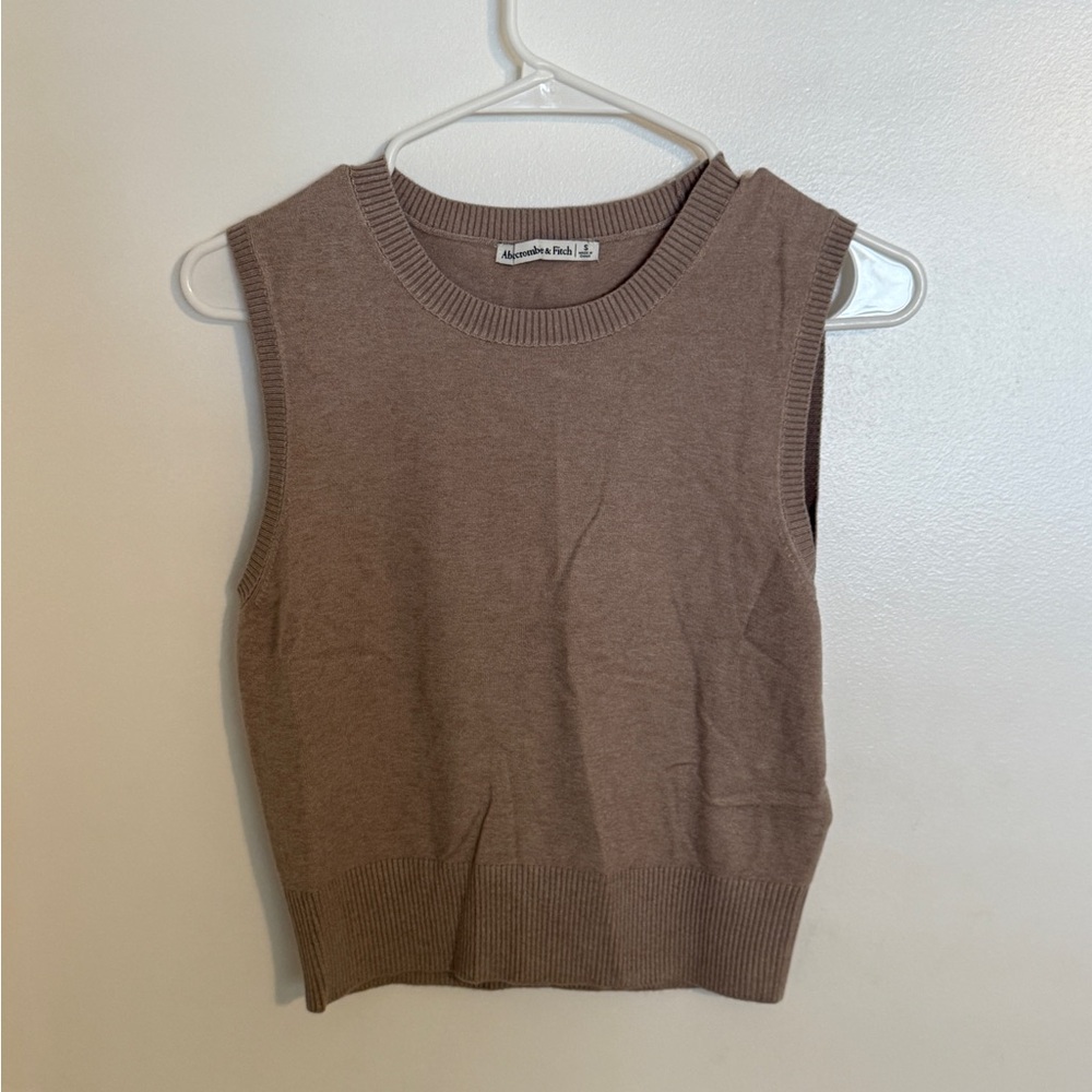 Brown Sleeveless Knit Top